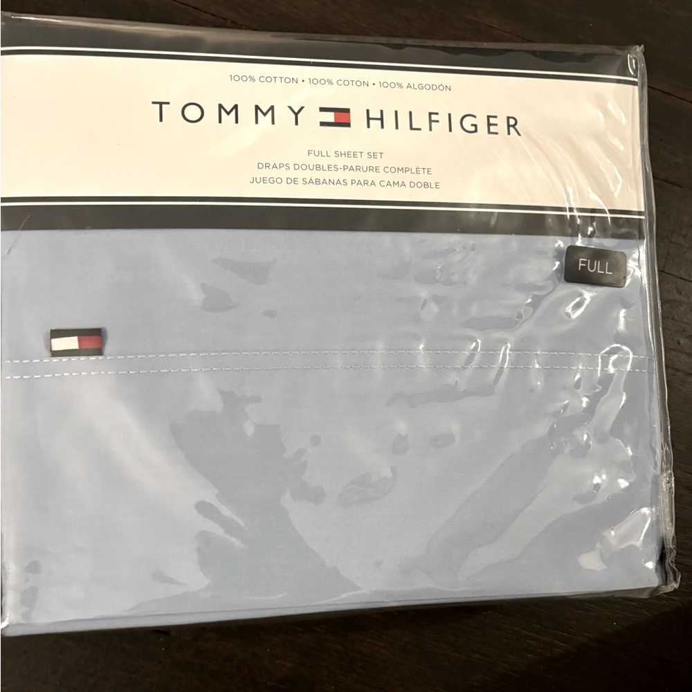 Tommy Hilfiger full sheet set